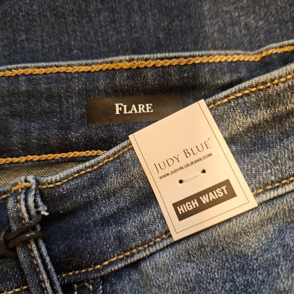 Judy Blue JB82443 Trouser Hem Flare High Waist Jeans NWT - Picture 4 of 7